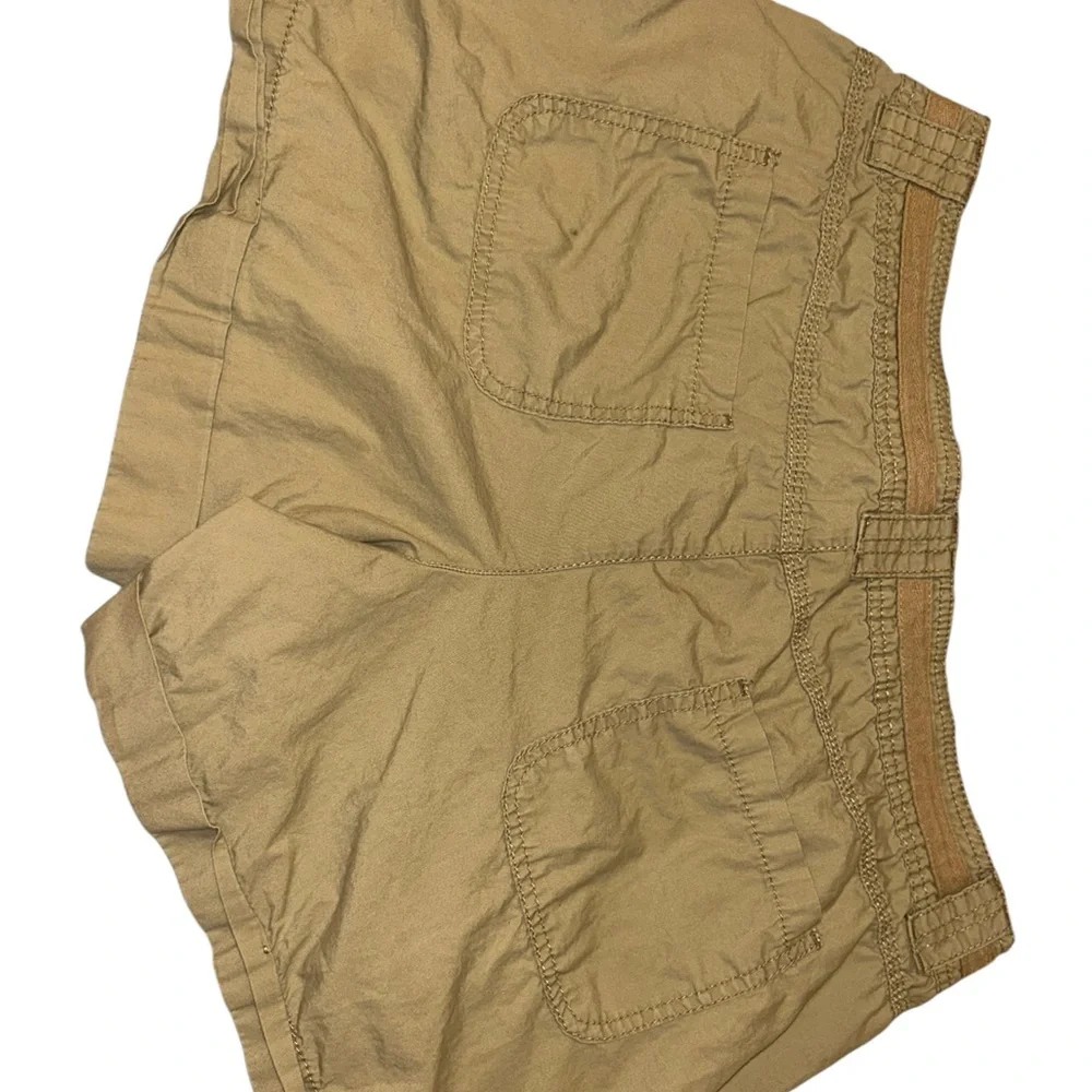 Faded Glory Beige Drawstring Shorts - Picture 2 of 3